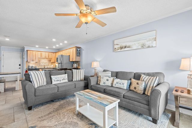 9520 Shore Dr. 3 D, Myrtle Beach, SC 29572