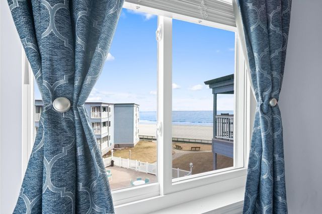 9520 Shore Dr. 3 D, Myrtle Beach, SC 29572