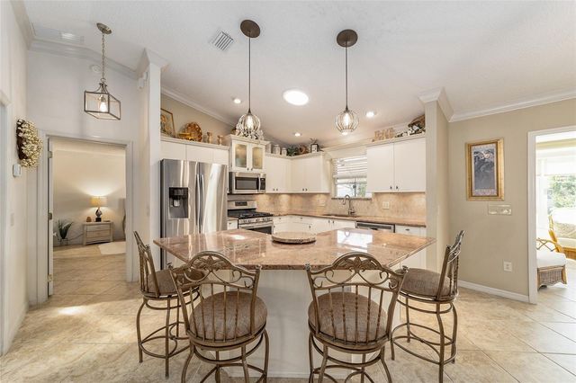935 KENOVA AVENUE, The Villages, FL 32162