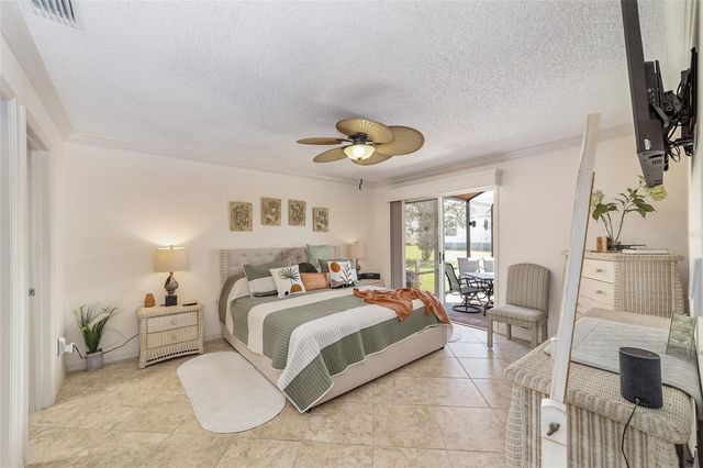935 KENOVA AVENUE, The Villages, FL 32162