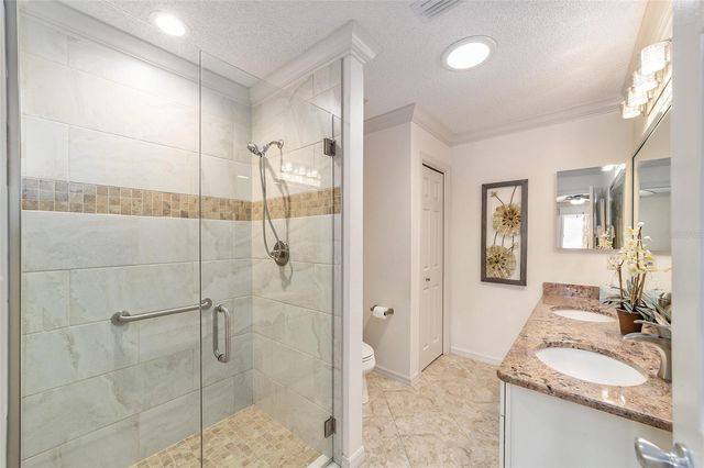 935 KENOVA AVENUE, The Villages, FL 32162