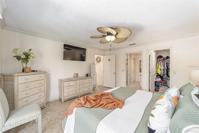 935 KENOVA AVENUE, The Villages, FL 32162