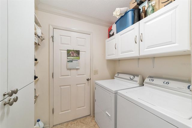 935 KENOVA AVENUE, The Villages, FL 32162