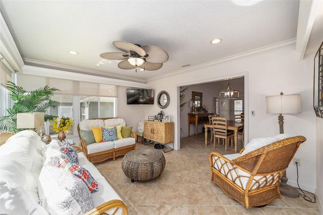 935 KENOVA AVENUE, The Villages, FL 32162