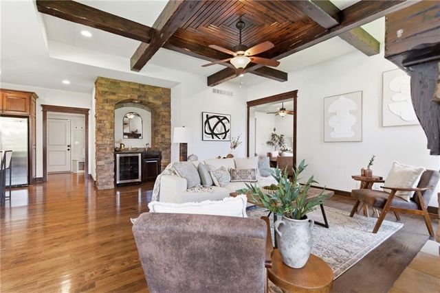 11500 W 166th Street, Overland Park, KS 66221