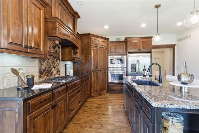 11500 W 166th Street, Overland Park, KS 66221