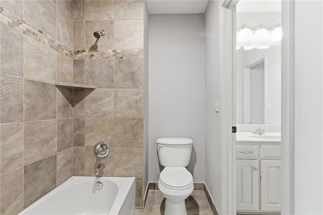 11500 W 166th Street, Overland Park, KS 66221