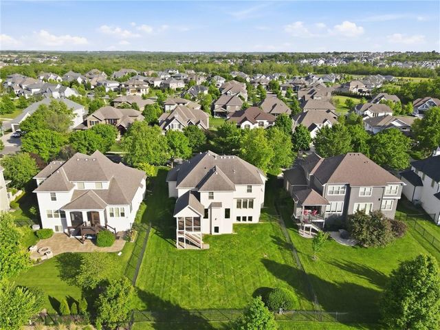 11500 W 166th Street, Overland Park, KS 66221