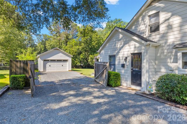 4310 Craig Avenue, Charlotte, NC 28211