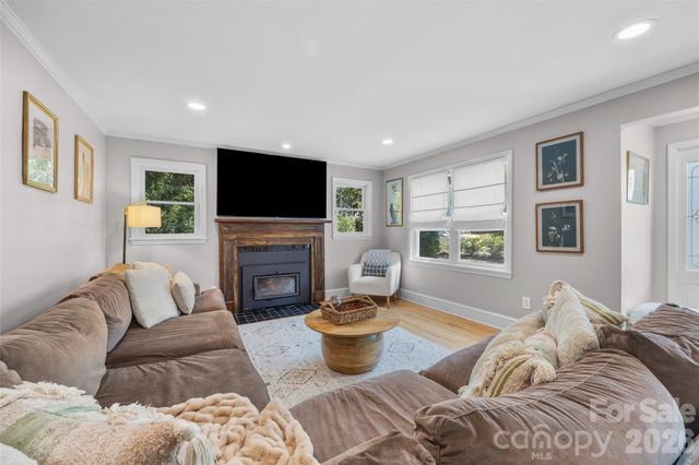 4310 Craig Avenue, Charlotte, NC 28211