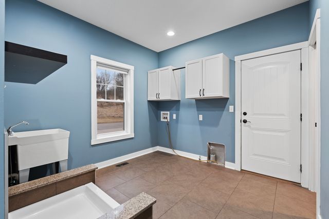 3504 Shadow Wood Court, Milan, IL 61264