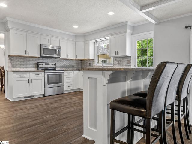 174 Green Lake Road, Greenville, SC 29607
