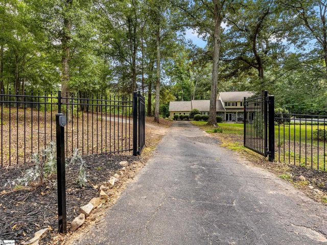 174 Green Lake Road, Greenville, SC 29607