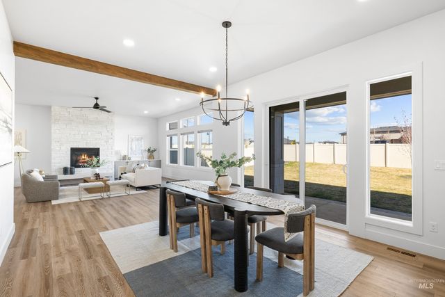 9848 W Aviara Street, Star, ID 83669