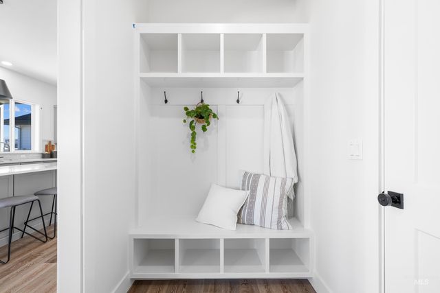 9848 W Aviara Street, Star, ID 83669