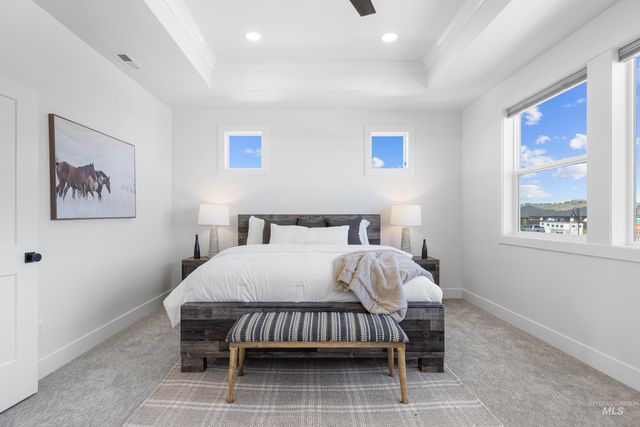 9848 W Aviara Street, Star, ID 83669