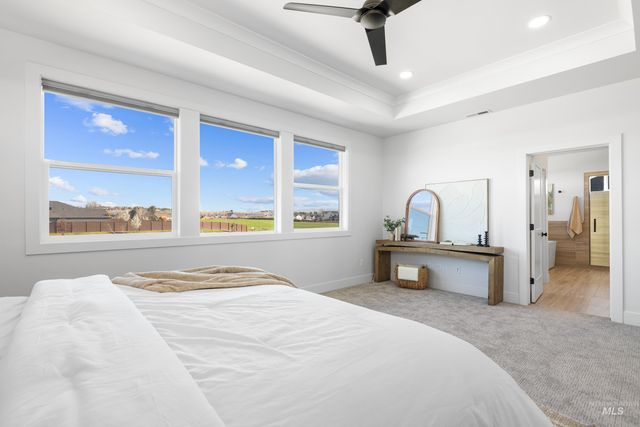 9848 W Aviara Street, Star, ID 83669