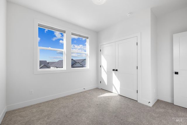 9848 W Aviara Street, Star, ID 83669