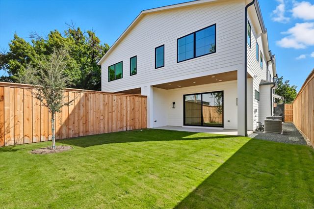 4525 Hopkins Avenue, Dallas, TX 75209