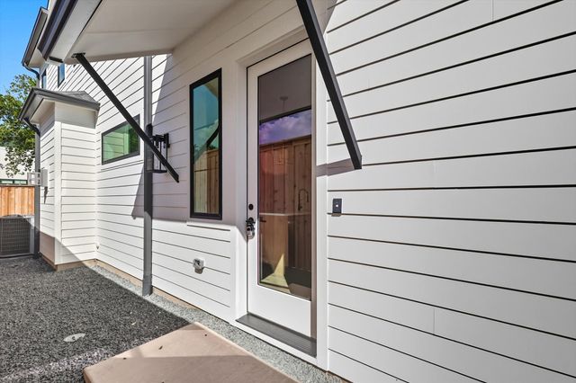 4525 Hopkins Avenue, Dallas, TX 75209