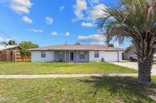 508 E Pine Forest Drive, Lynn Haven, FL 32444