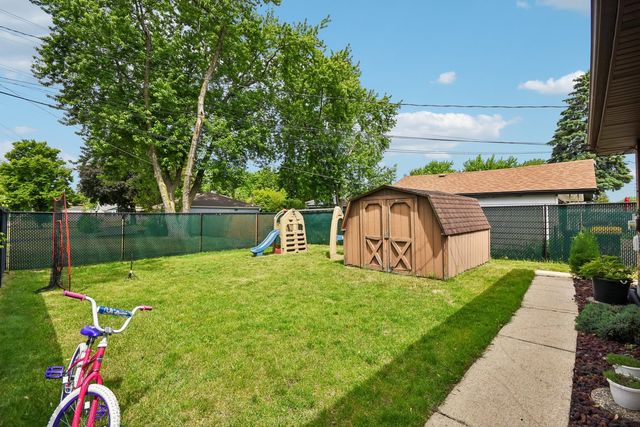 306 Poplar Avenue, Bensenville, IL 60106