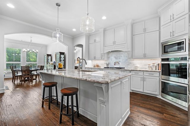 7211 Dillon Circle, Midlothian, TX 76065