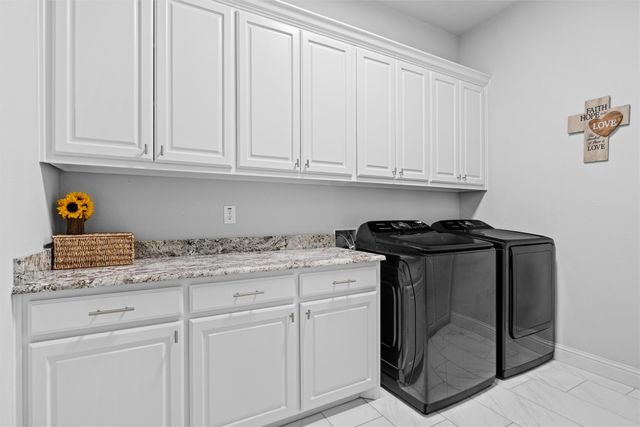 7211 Dillon Circle, Midlothian, TX 76065