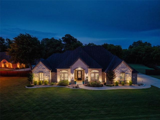7211 Dillon Circle, Midlothian, TX 76065