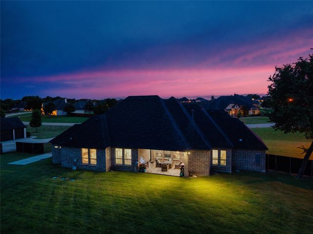 7211 Dillon Circle, Midlothian, TX 76065