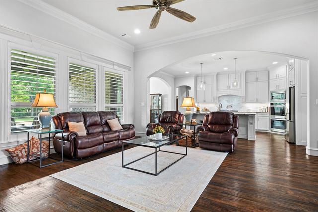 7211 Dillon Circle, Midlothian, TX 76065