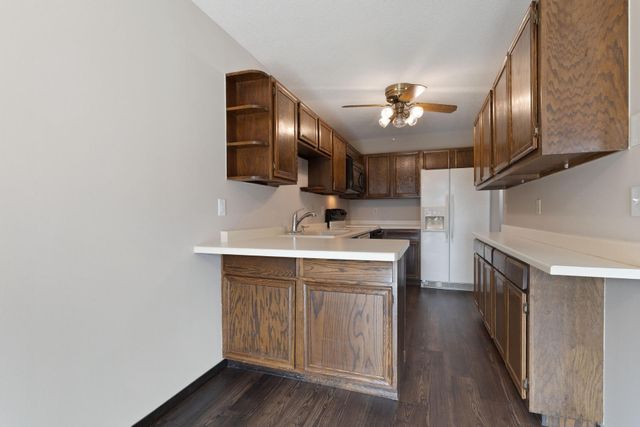 6855 Macbeth Court, Woodbury, MN 55125