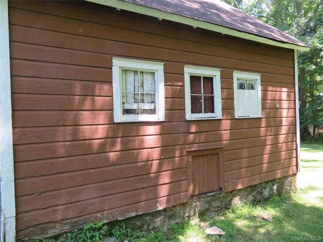 22 State Street, Spring Valley, NY 10977