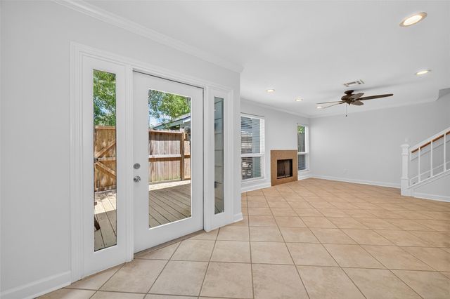 723 Worthshire Street, Houston, TX 77008
