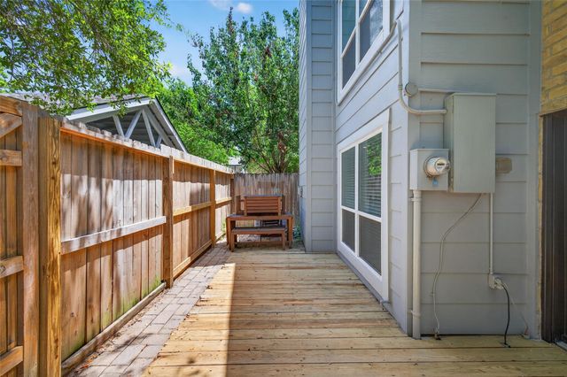 723 Worthshire Street, Houston, TX 77008