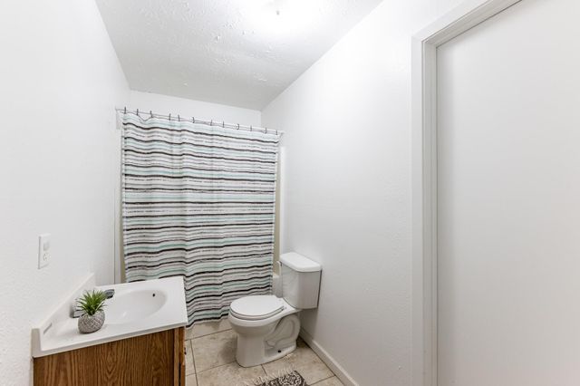 20471 Roy Hall Road, Bedias, TX 77831