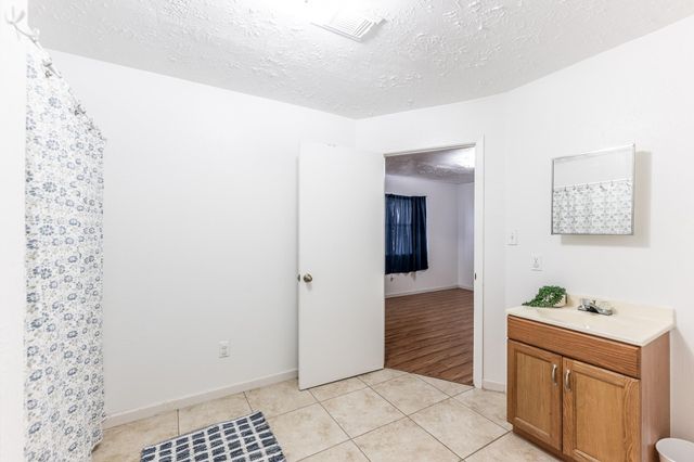 20471 Roy Hall Road, Bedias, TX 77831