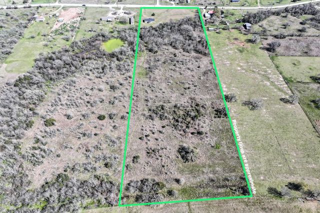 20471 Roy Hall Road, Bedias, TX 77831