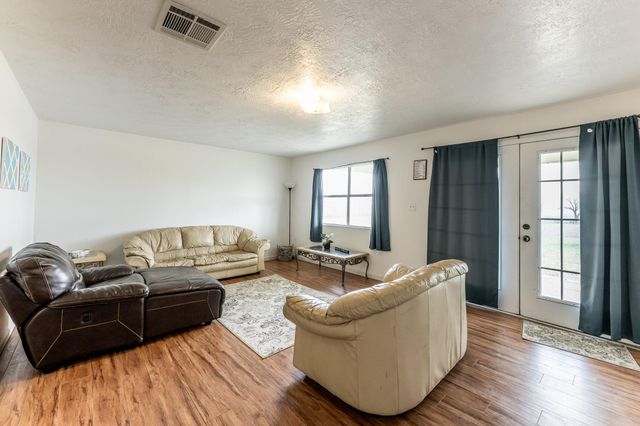 20471 Roy Hall Road, Bedias, TX 77831