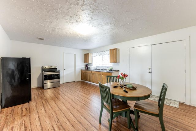 20471 Roy Hall Road, Bedias, TX 77831