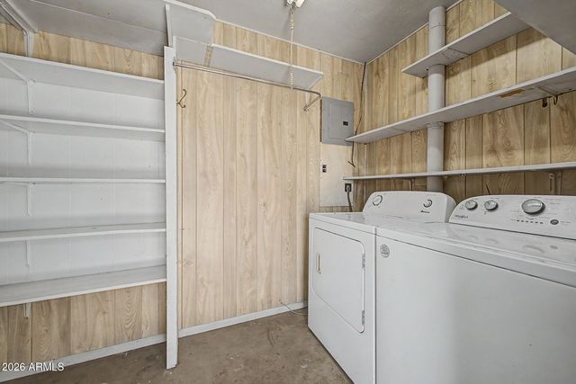 2227 W ROVEY Avenue, Phoenix, AZ 85015