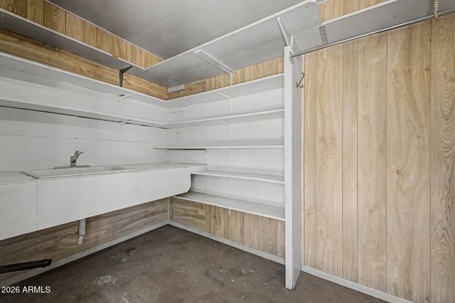 2227 W ROVEY Avenue, Phoenix, AZ 85015