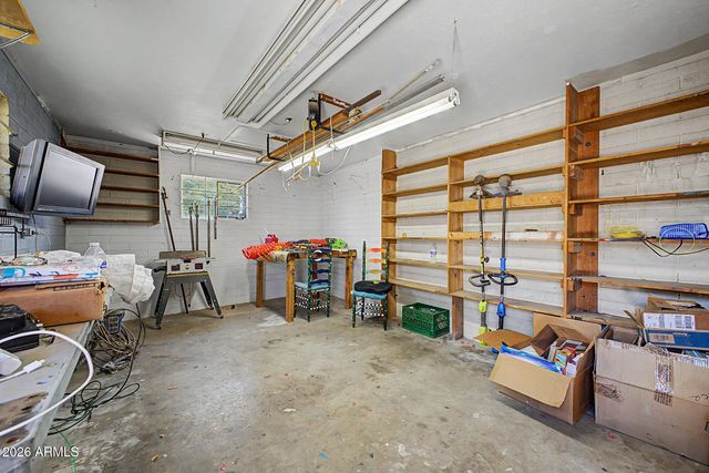 2227 W ROVEY Avenue, Phoenix, AZ 85015