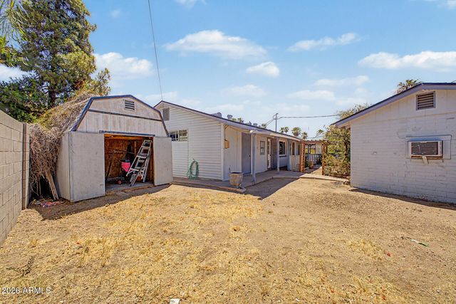2227 W ROVEY Avenue, Phoenix, AZ 85015