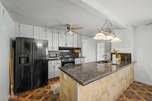 2227 W ROVEY Avenue, Phoenix, AZ 85015