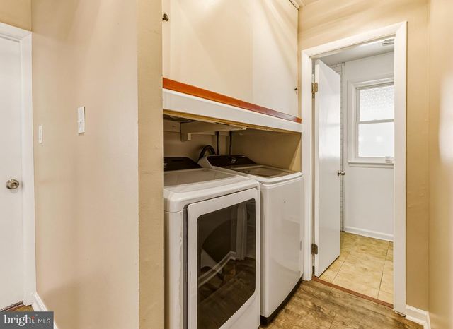 4 LINCOLN AVE, Sicklerville, NJ 08081