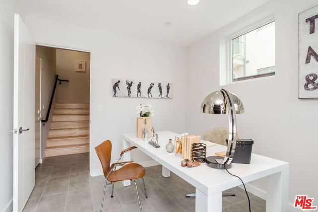 6072 Pickford Street, Los Angeles, CA 90035