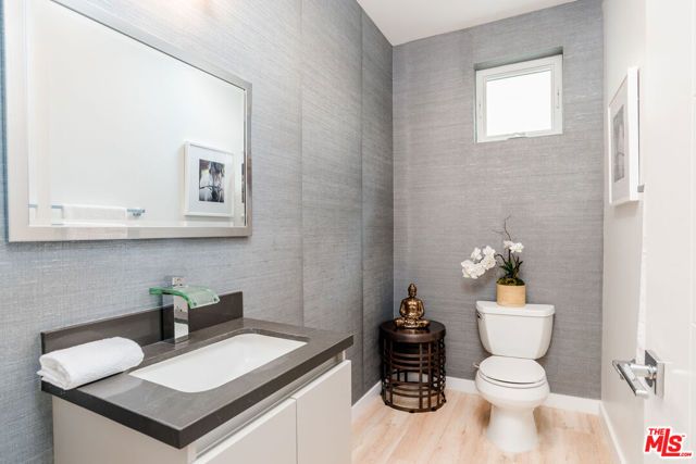 6072 Pickford Street, Los Angeles, CA 90035