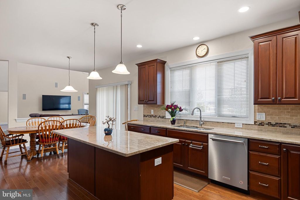 Image 10 of property listing at 1020 MATTHEW WAY, New Castle, DE 19720