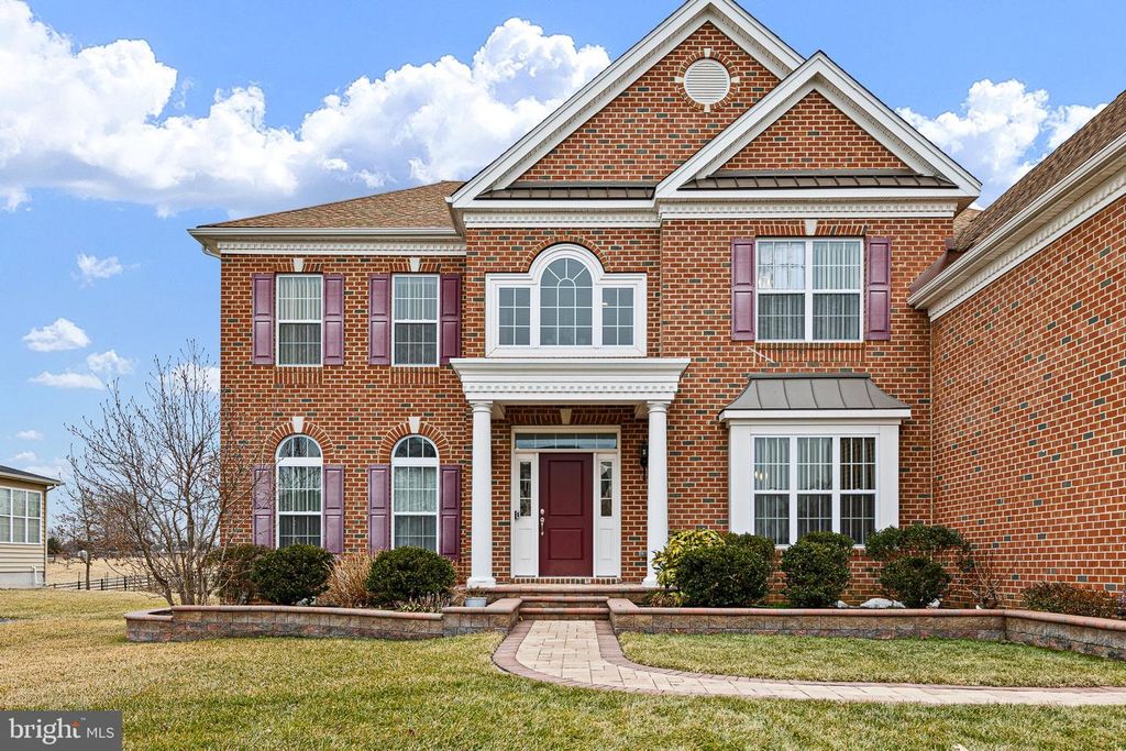 Image 2 of property listing at 1020 MATTHEW WAY, New Castle, DE 19720